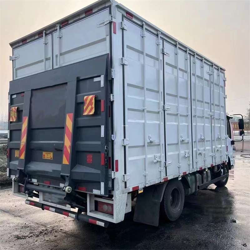 凉山州阜康市进仓物流：多元专线直达的货运探索